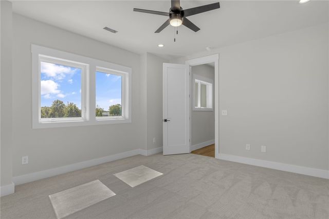 48 Village Crest Drive, Greenville, SC 29607