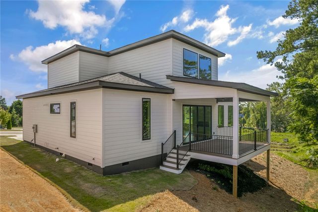 48 Village Crest Drive, Greenville, SC 29607