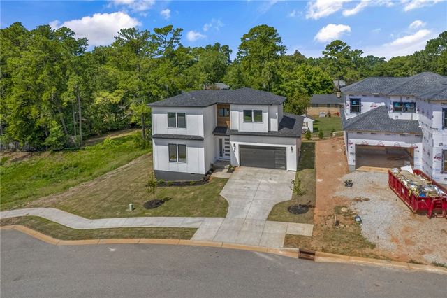 48 Village Crest Drive, Greenville, SC 29607