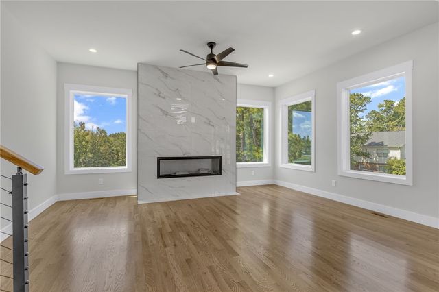 48 Village Crest Drive, Greenville, SC 29607