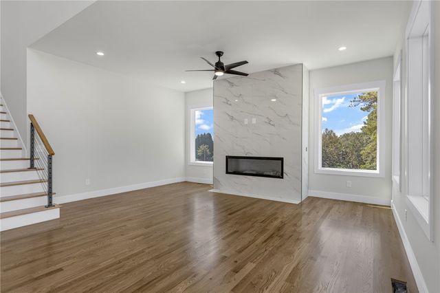 48 Village Crest Drive, Greenville, SC 29607