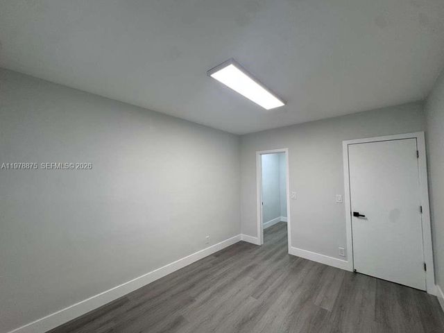 455 Golden Isles Dr 203, Hallandale Beach, FL 33009