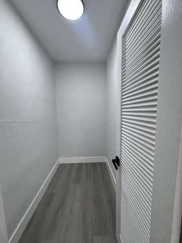 455 Golden Isles Dr 203, Hallandale Beach, FL 33009