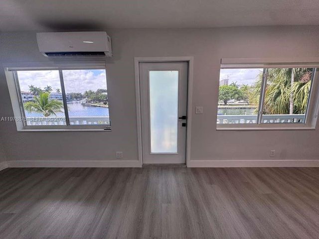 455 Golden Isles Dr 203, Hallandale Beach, FL 33009