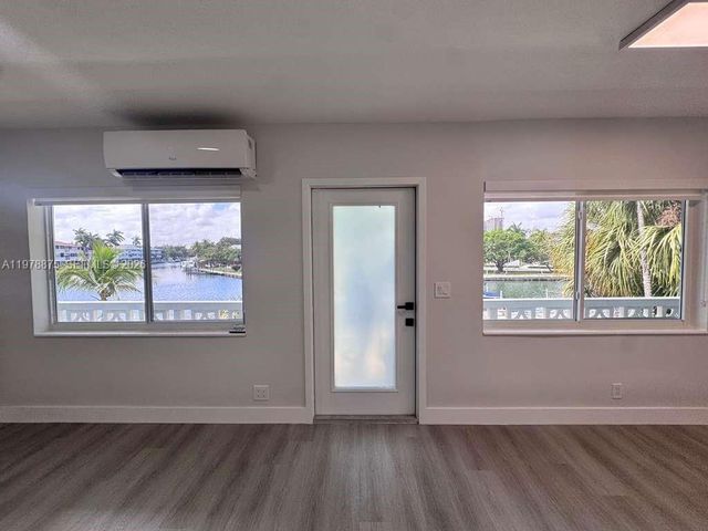455 Golden Isles Dr 203, Hallandale Beach, FL 33009
