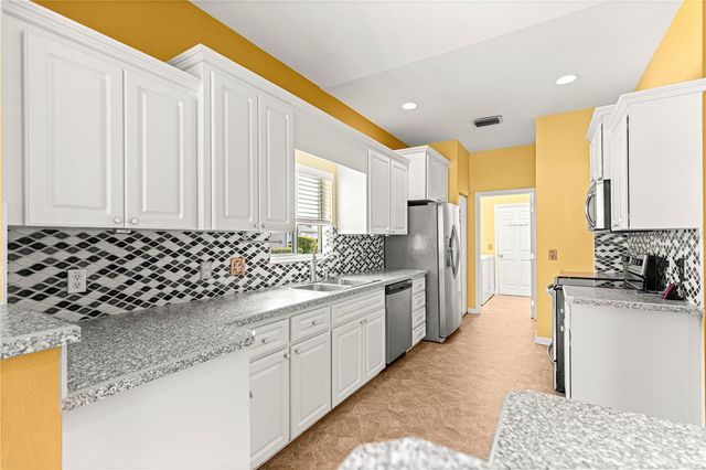 2352 NW 58TH TERRACE, Ocala, FL 34482