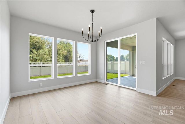 4420 E Dillinger St, Nampa, ID 83687