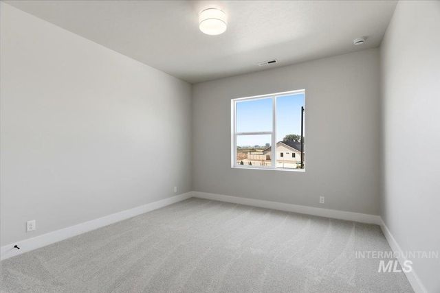 4420 E Dillinger St, Nampa, ID 83687