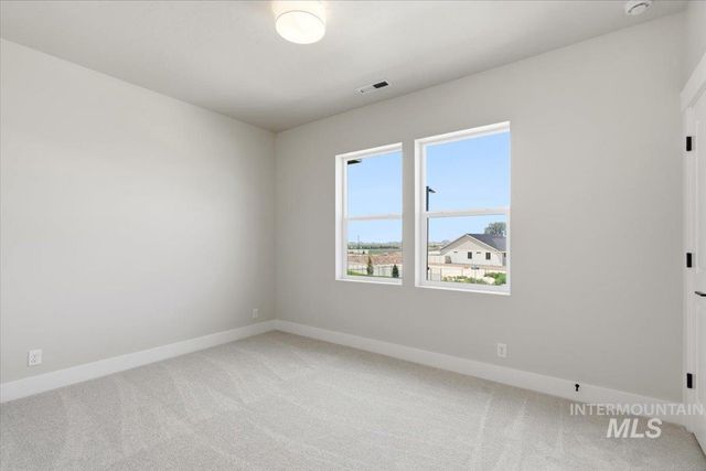 4420 E Dillinger St, Nampa, ID 83687