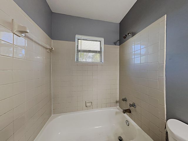 5863 Triphammer Road, Lake Worth, FL 33463