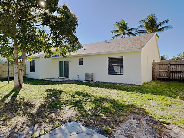 5863 Triphammer Road, Lake Worth, FL 33463