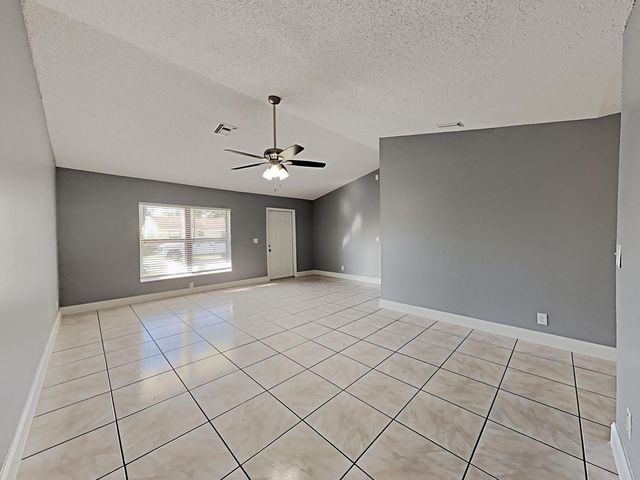 5863 Triphammer Road, Lake Worth, FL 33463
