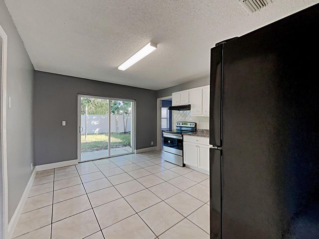 5863 Triphammer Road, Lake Worth, FL 33463