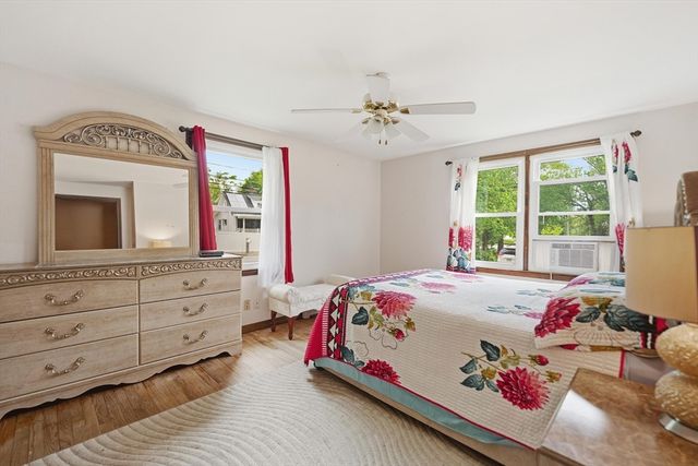 297 Whalom Rd, Lunenburg, MA 01462