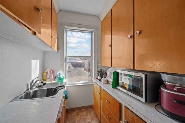 550 Winter Street, Woonsocket, RI 02895