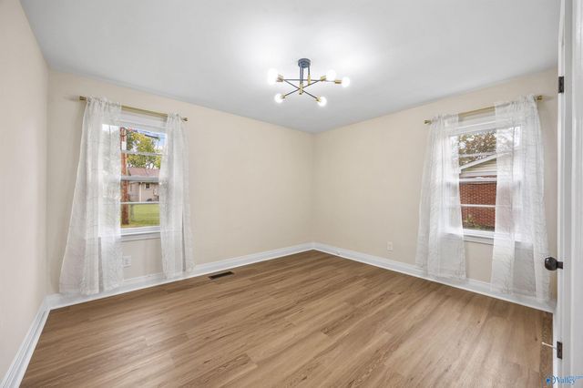 127 Christopher Circle, Athens, AL 35611