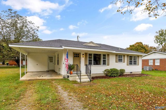 127 Christopher Circle, Athens, AL 35611