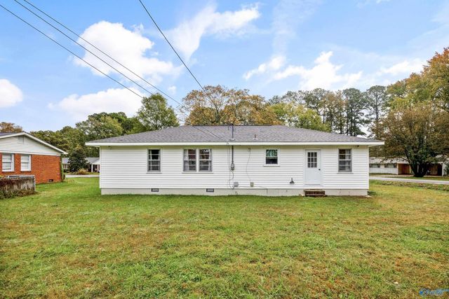 127 Christopher Circle, Athens, AL 35611