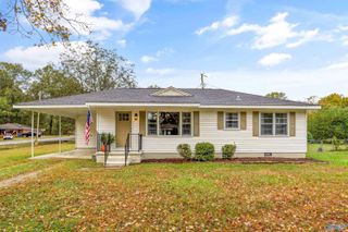 127 Christopher Circle, Athens, AL 35611