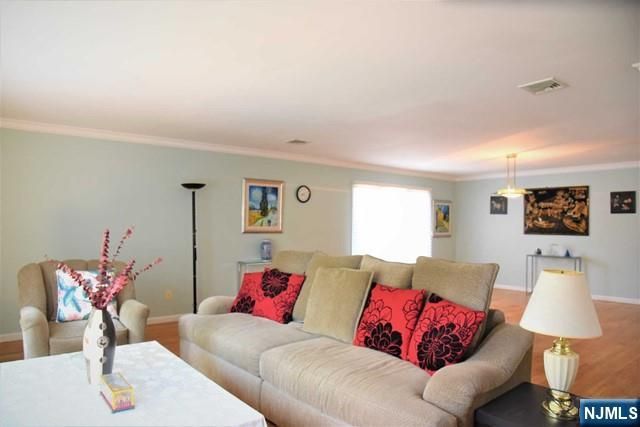 39 Irving Avenue, Englewood Cliffs, NJ 07632