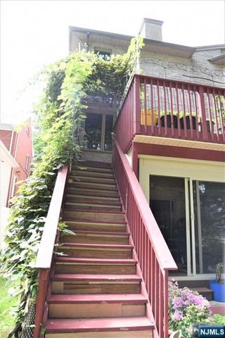 39 Irving Avenue, Englewood Cliffs, NJ 07632