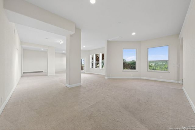 13027 Walking Horse, Helotes, TX 78023