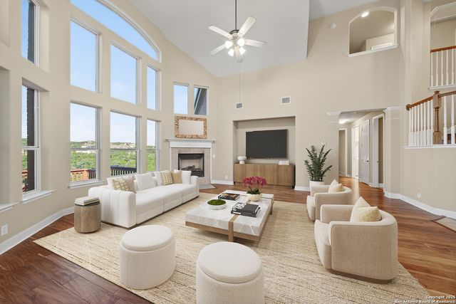 13027 Walking Horse, Helotes, TX 78023