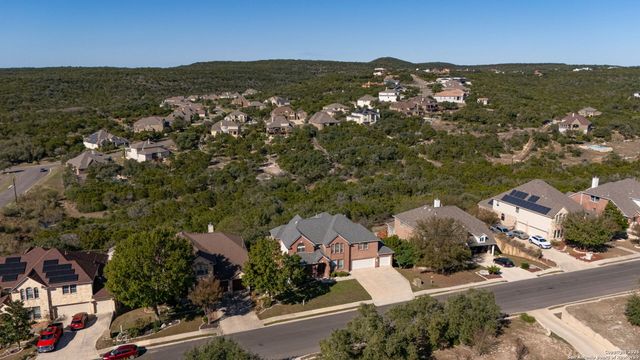 13027 Walking Horse, Helotes, TX 78023