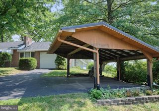 1915 SWAMP RD, Quakertown, PA 18951