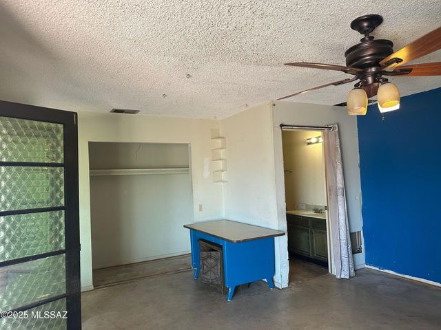 227 N Tracy Road, Pearce, AZ 85625