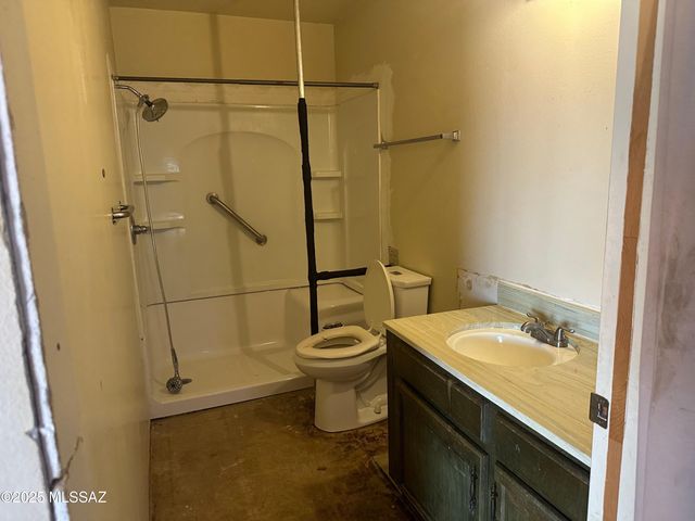 227 N Tracy Road, Pearce, AZ 85625