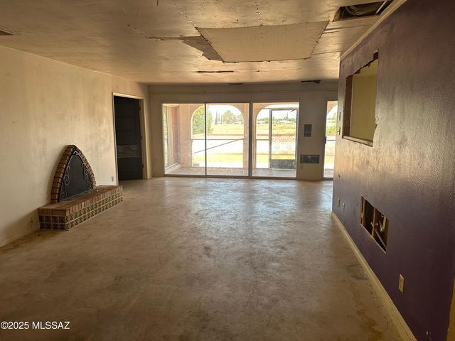 227 N Tracy Road, Pearce, AZ 85625