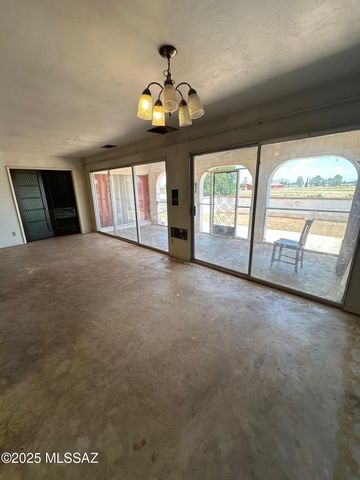 227 N Tracy Road, Pearce, AZ 85625