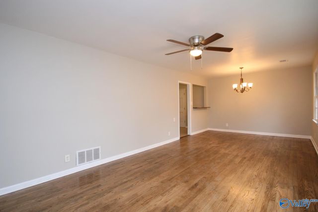 1607 Club View Drive NW, Huntsville, AL 35816