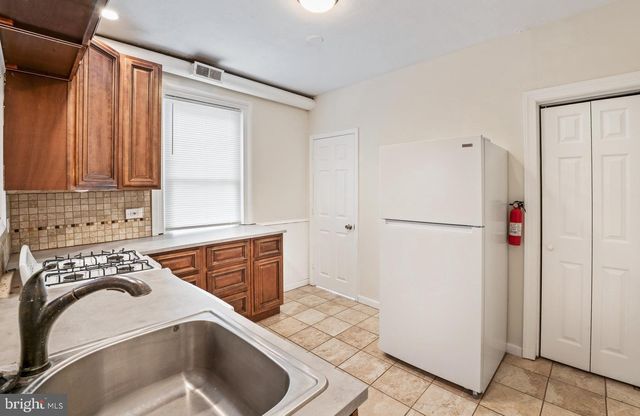 2223 FRANKFORD AVE, Philadelphia, PA 19125