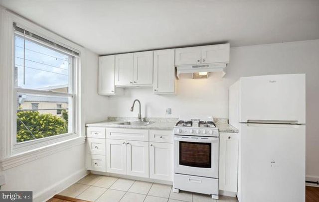 2223 FRANKFORD AVE, Philadelphia, PA 19125