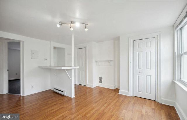 2223 FRANKFORD AVE, Philadelphia, PA 19125