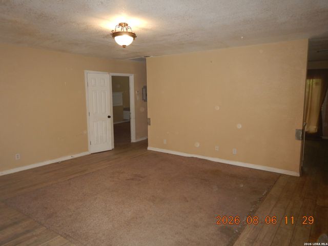 4322 Lehman Dr, Kirby, TX 78219