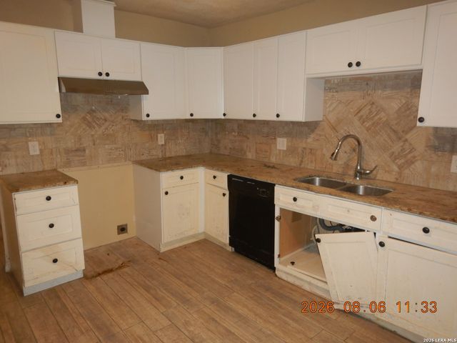 4322 Lehman Dr, Kirby, TX 78219