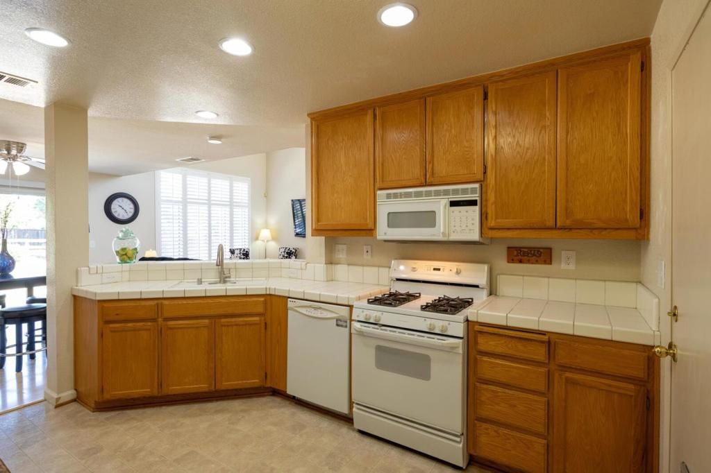 Image 22 of property listing at 15175 Via Corfinio, Morgan Hill, CA 95037