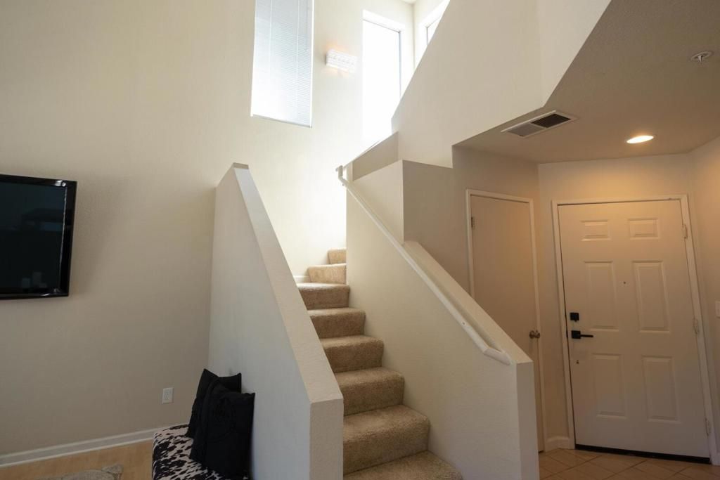 Image 24 of property listing at 15175 Via Corfinio, Morgan Hill, CA 95037