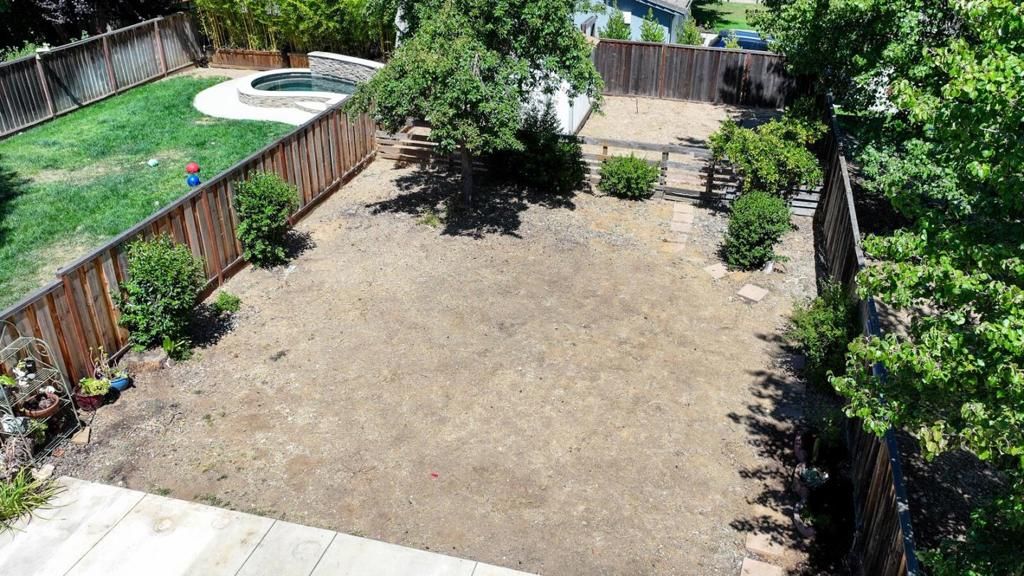 Image 7 of property listing at 15175 Via Corfinio, Morgan Hill, CA 95037
