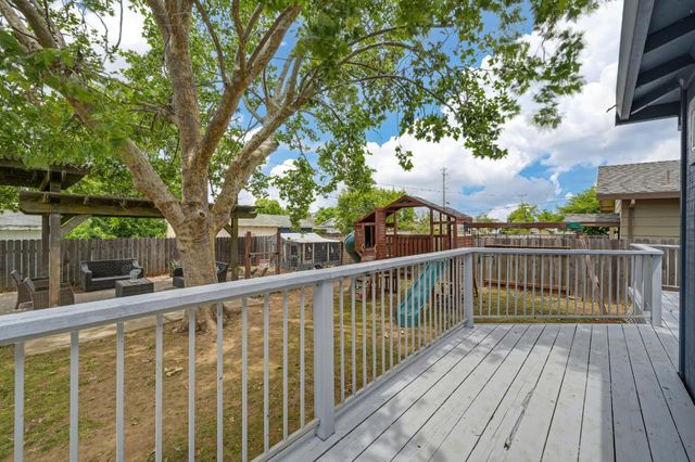 978 Harrison Ave, Lincoln, CA 95648