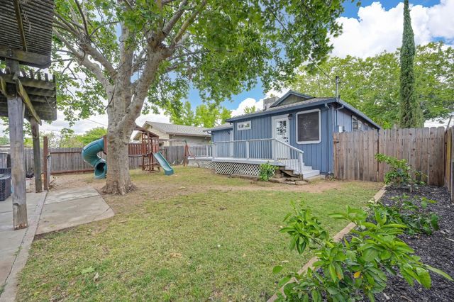 978 Harrison Ave, Lincoln, CA 95648