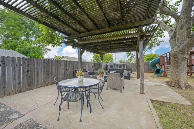 978 Harrison Ave, Lincoln, CA 95648