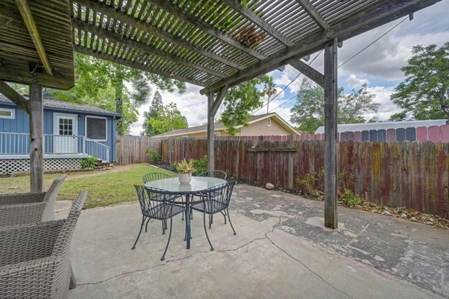978 Harrison Ave, Lincoln, CA 95648