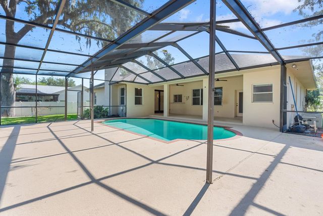 512 CAULDER PARK ROAD, Seffner, FL 33584