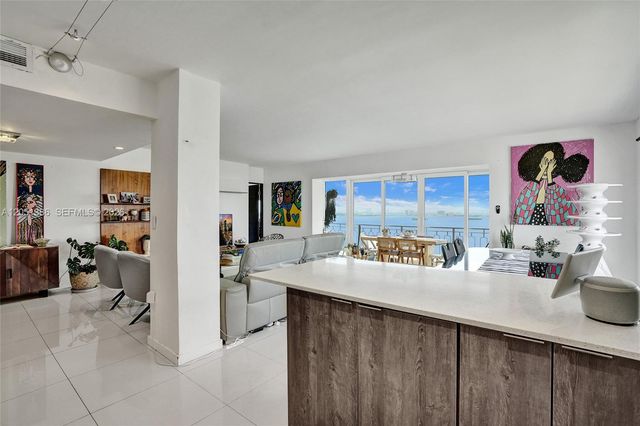 11111 Biscayne Blvd 1915, Miami, FL 33181