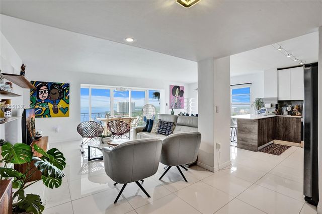 11111 Biscayne Blvd 1915, Miami, FL 33181