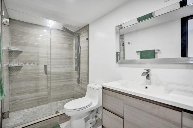 11111 Biscayne Blvd 1915, Miami, FL 33181